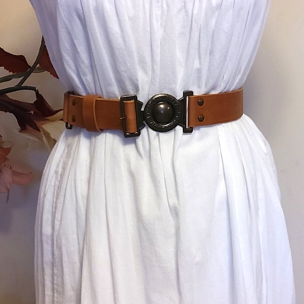 Tan Leather Waist Belt with Decorative Round Buckle